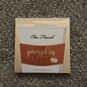 Too Faced Pumpkin Spice Eyeshadow Pallet